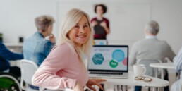 Consultant advising retirees on work from home opportunities.